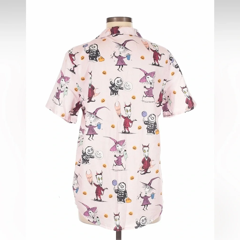 Disney Nightmare Before Christmas Cakeworthy Button-Up Shirt Pink M
